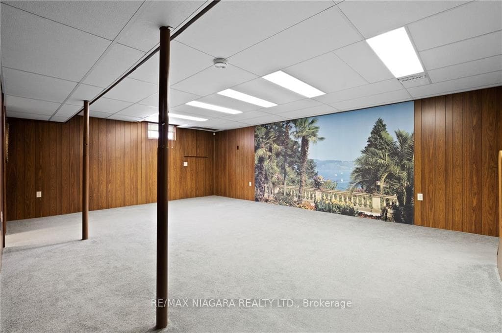 35 Lindbergh Drive photo 23