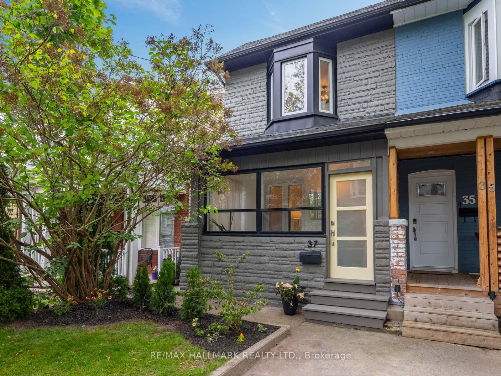 37 Burgess Avenue photo 1
