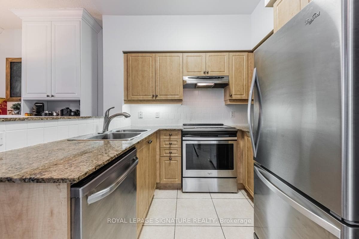 455 Rosewell Avenue Unit 410 photo 6