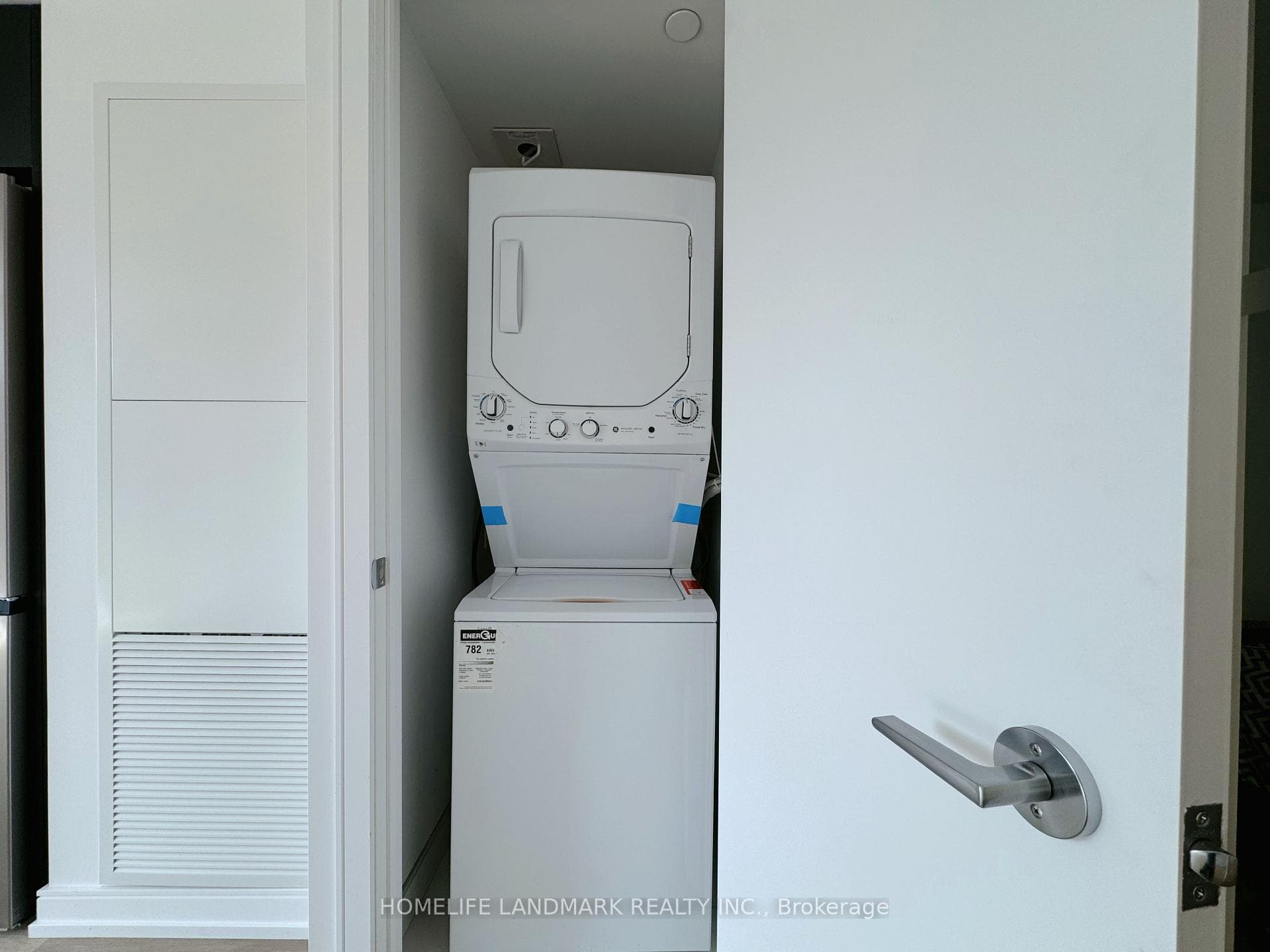 1 Jarvis Street Unit 909 photo 16