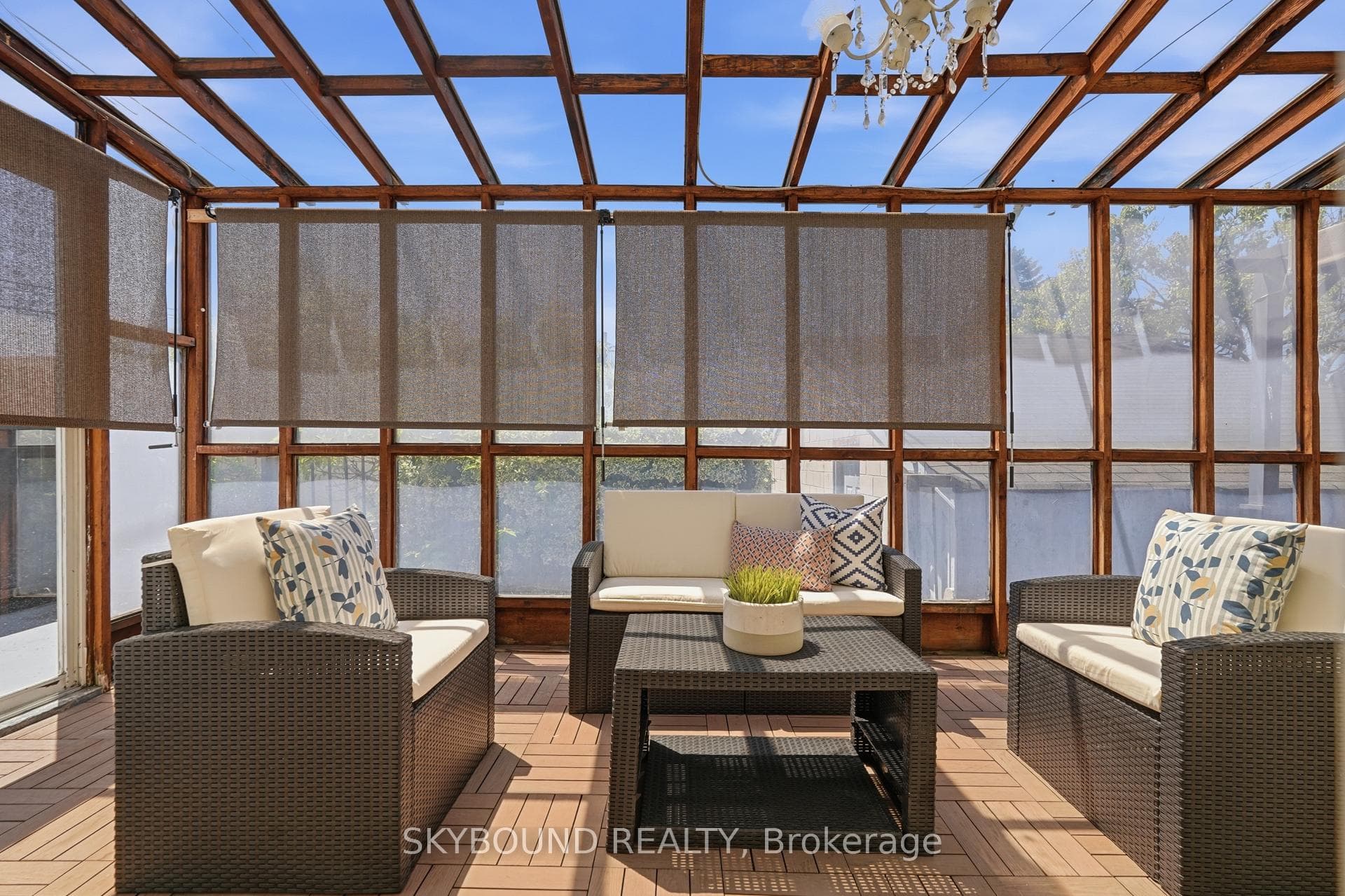 Solarium for family fun