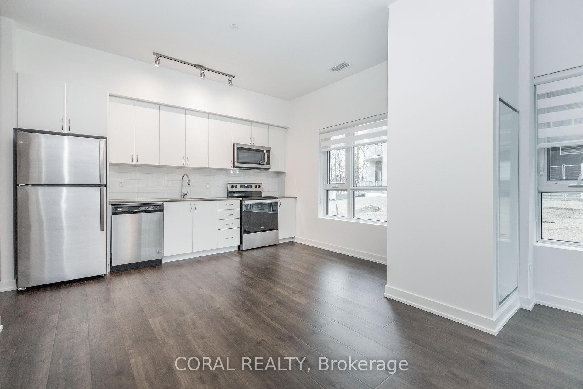 56 Lakeside Terrace Unit 110 photo 7