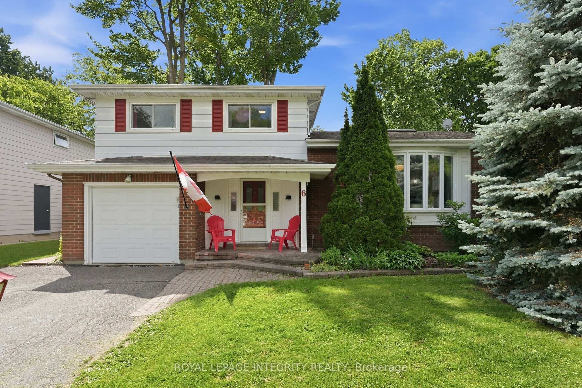 6 Woodview Crescent photo 1