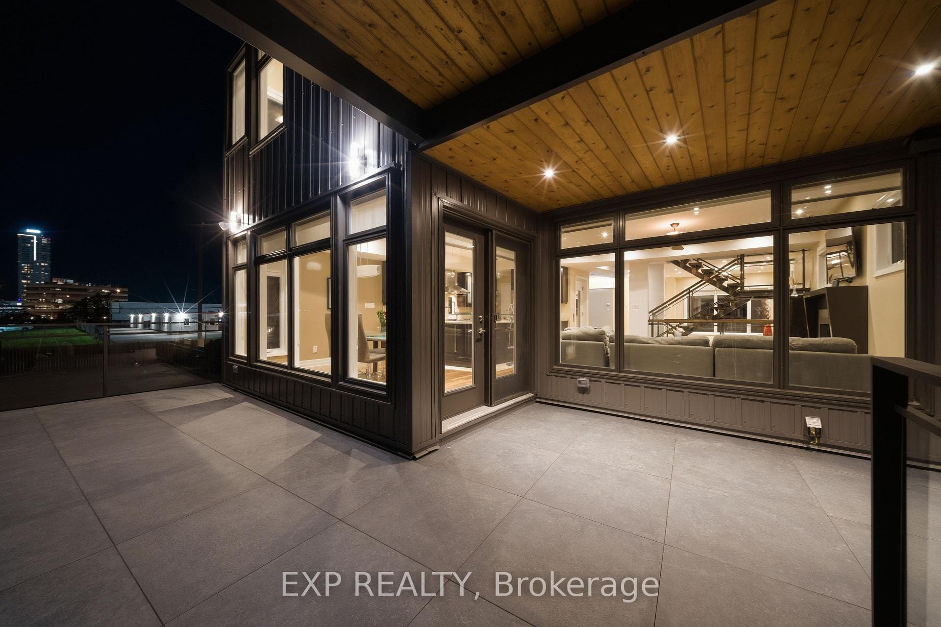 1356 Louis Lane photo 47