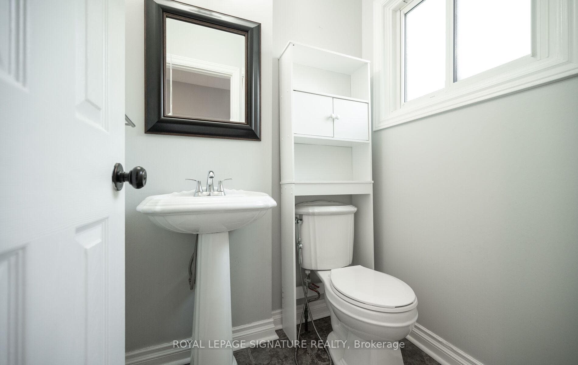 447 Ontario Street photo 21