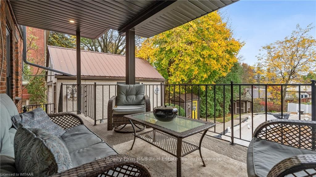 596 GRANT Street photo 32