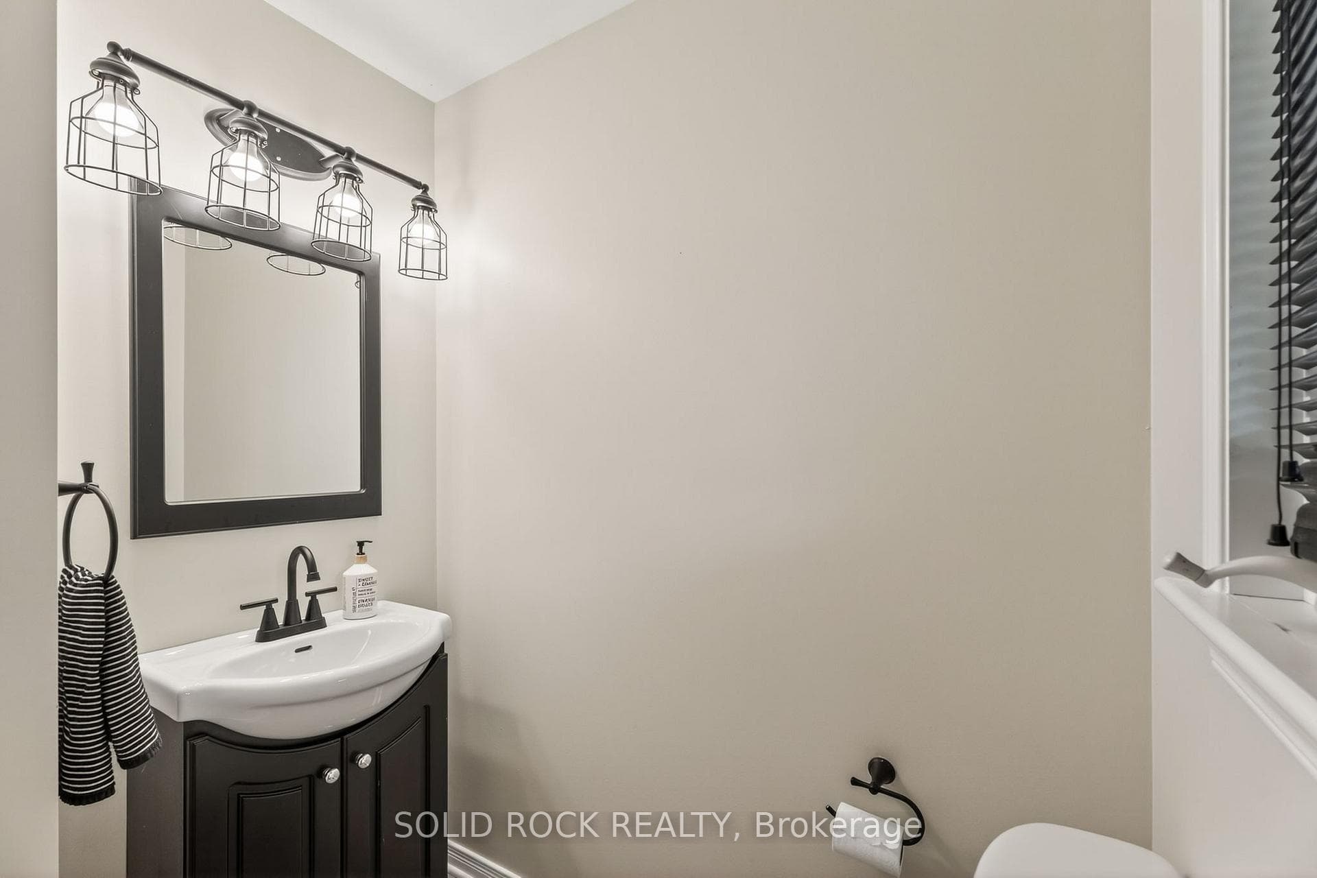 Main floor 2 pc bath room