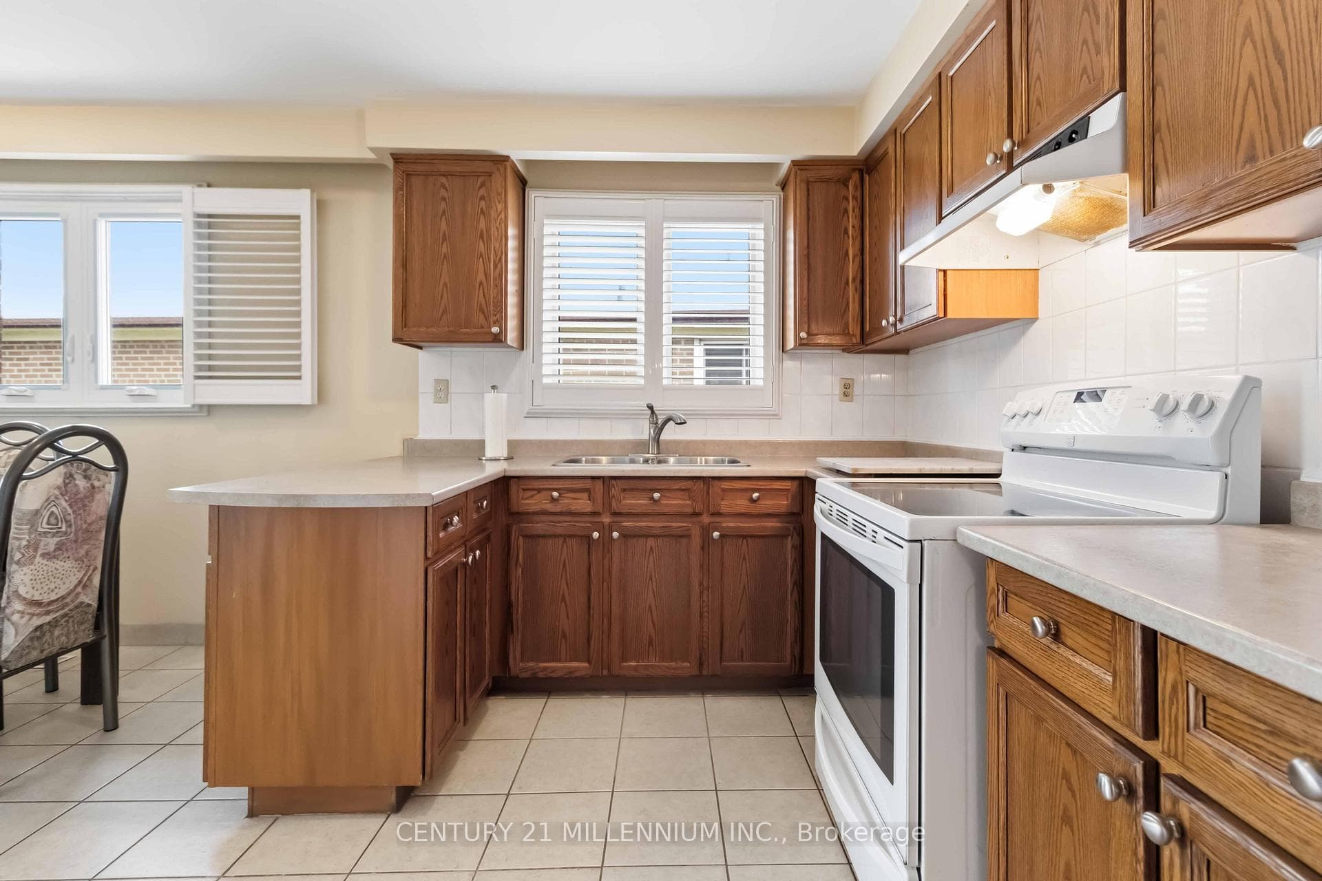 3638 Molly Avenue photo 11