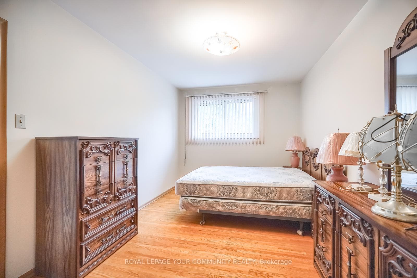 84 Lorraine Avenue photo 14