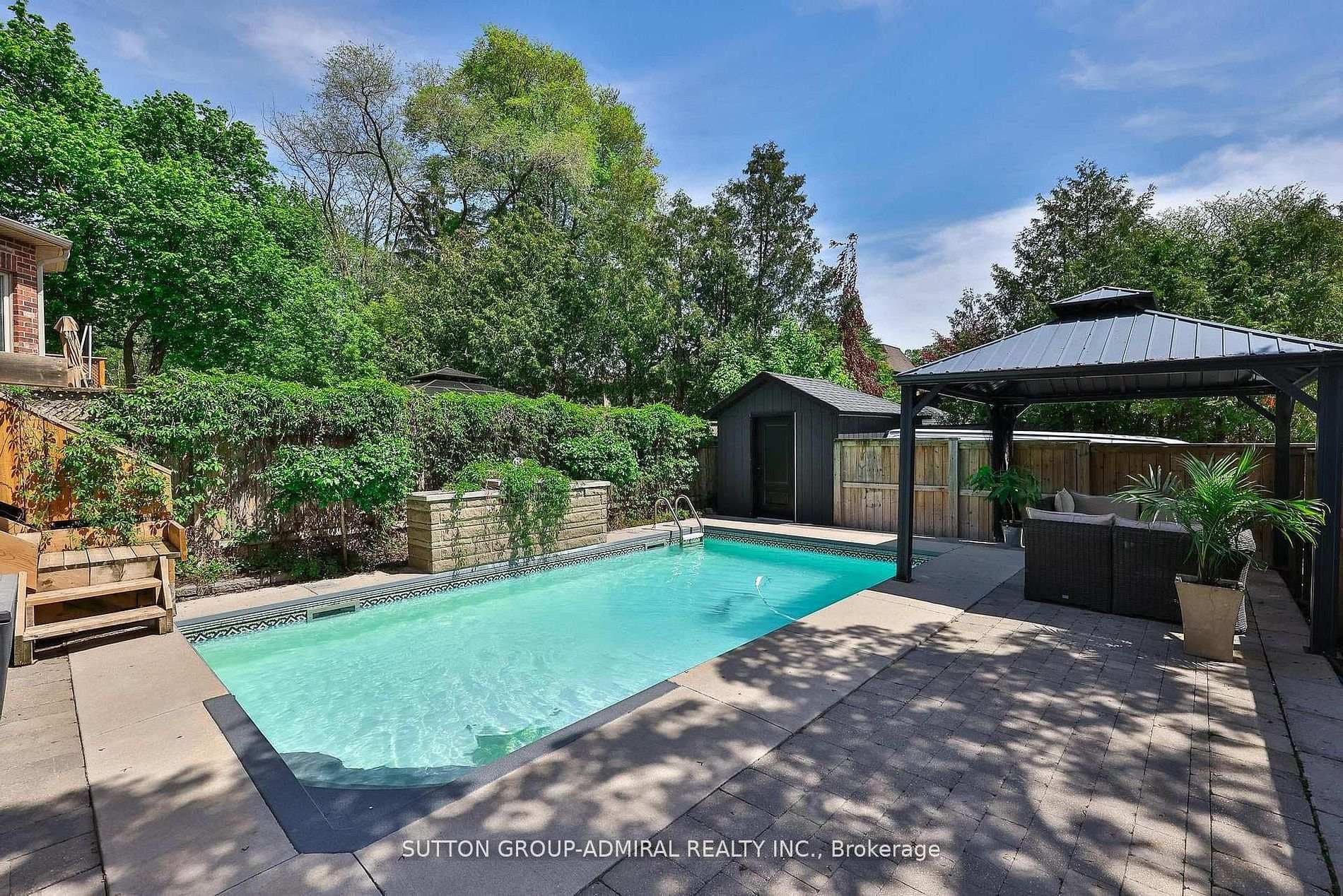 137 Florence Avenue photo 42