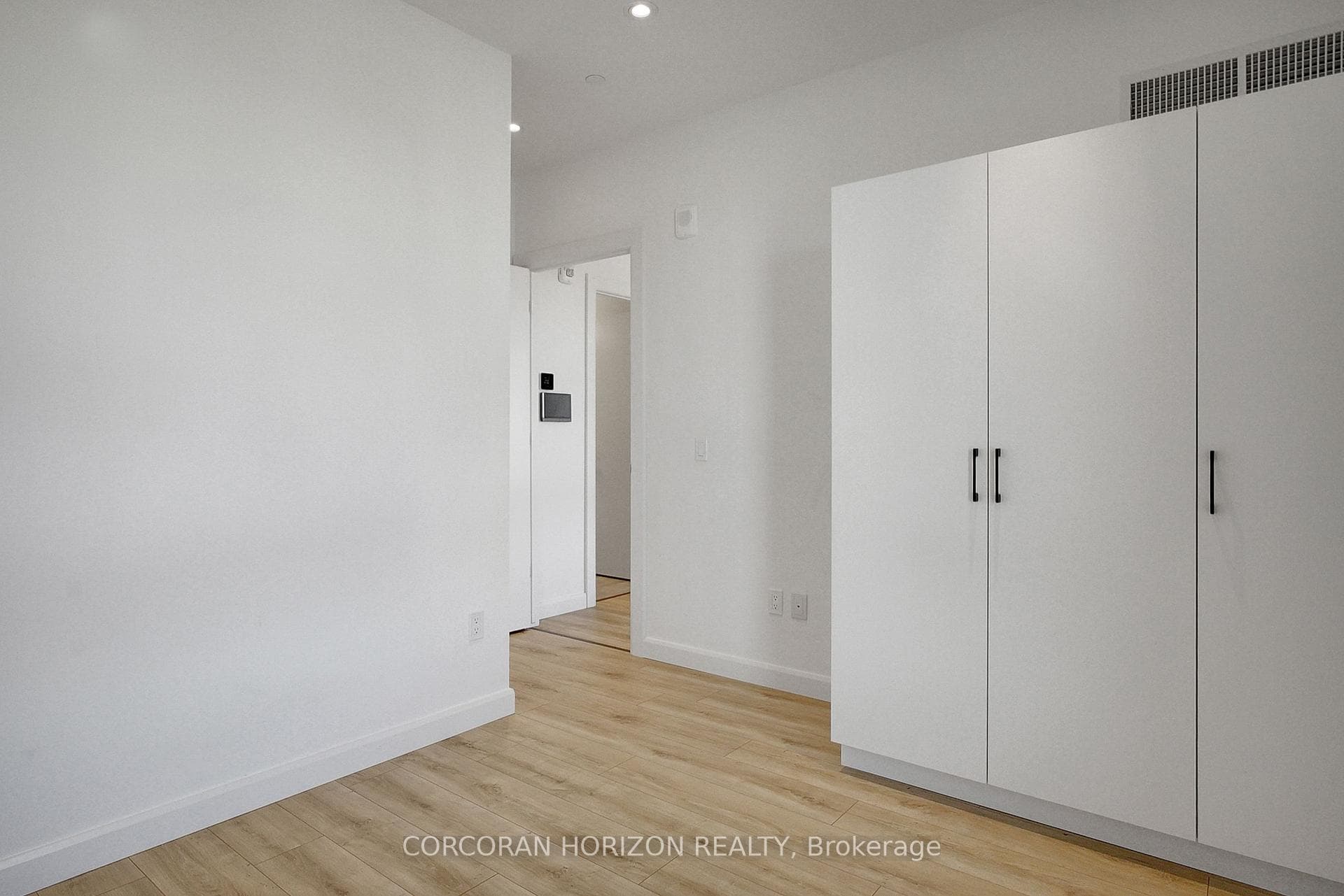 741 King Street Unit 1104 photo 17