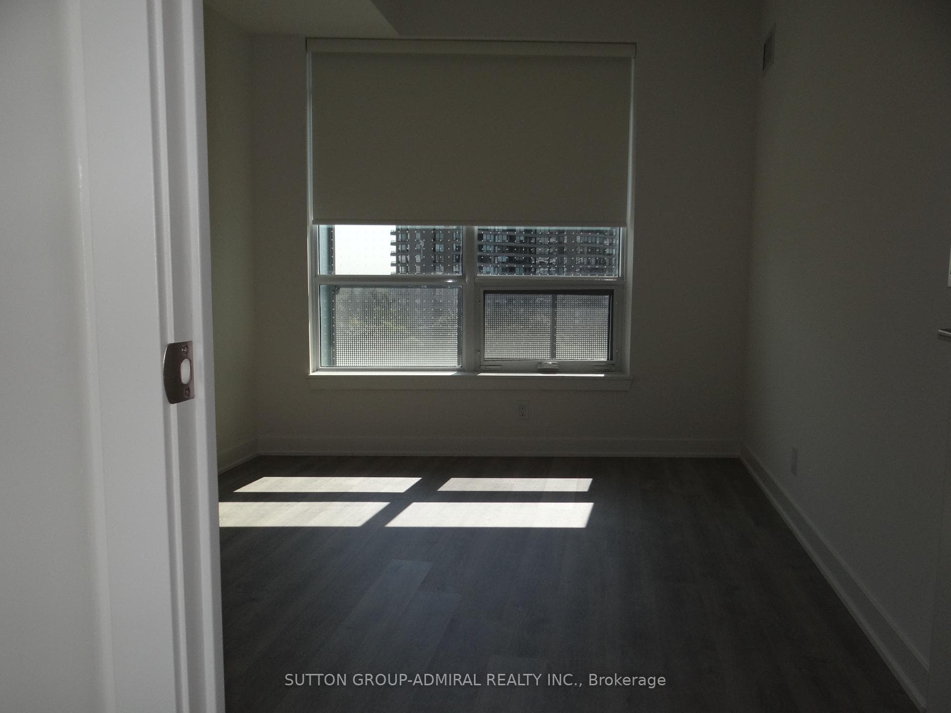 30 Upper Mall Way Unit 405 photo 17
