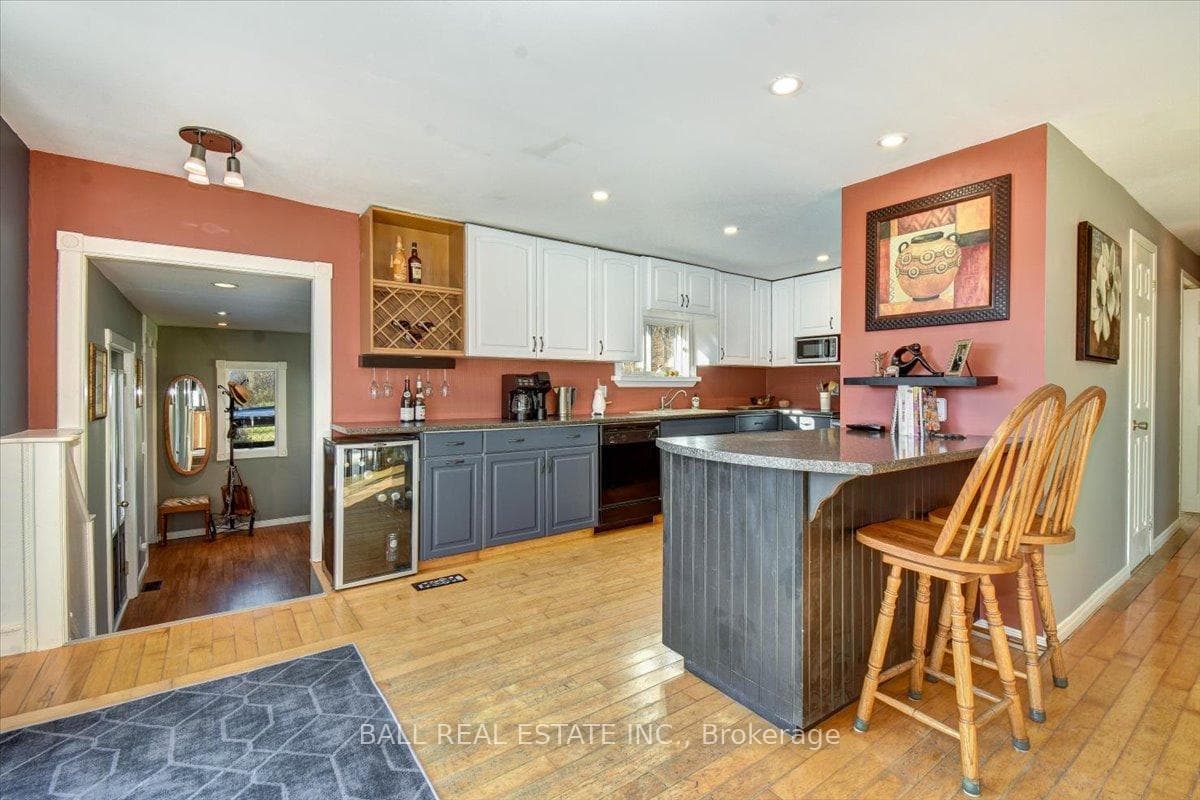 601 Airport Road photo 21