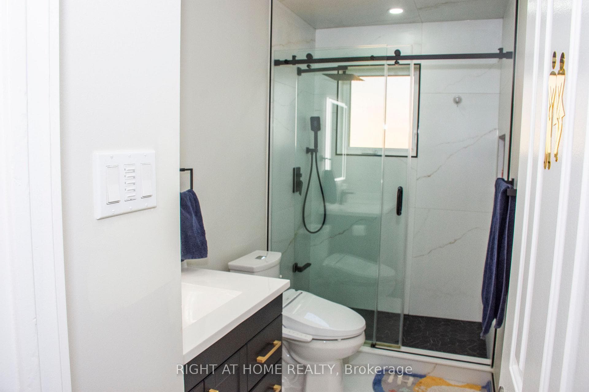 24 Aristotle Drive photo 20