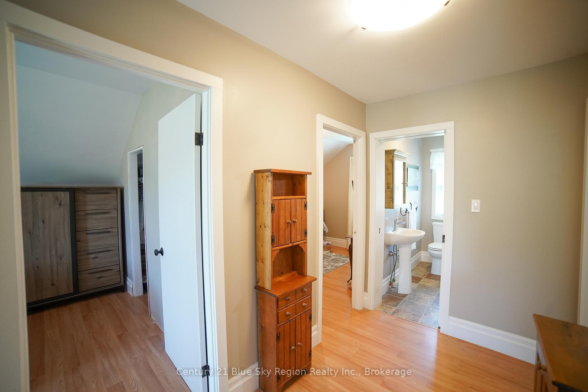 802 Piquette Road photo 24