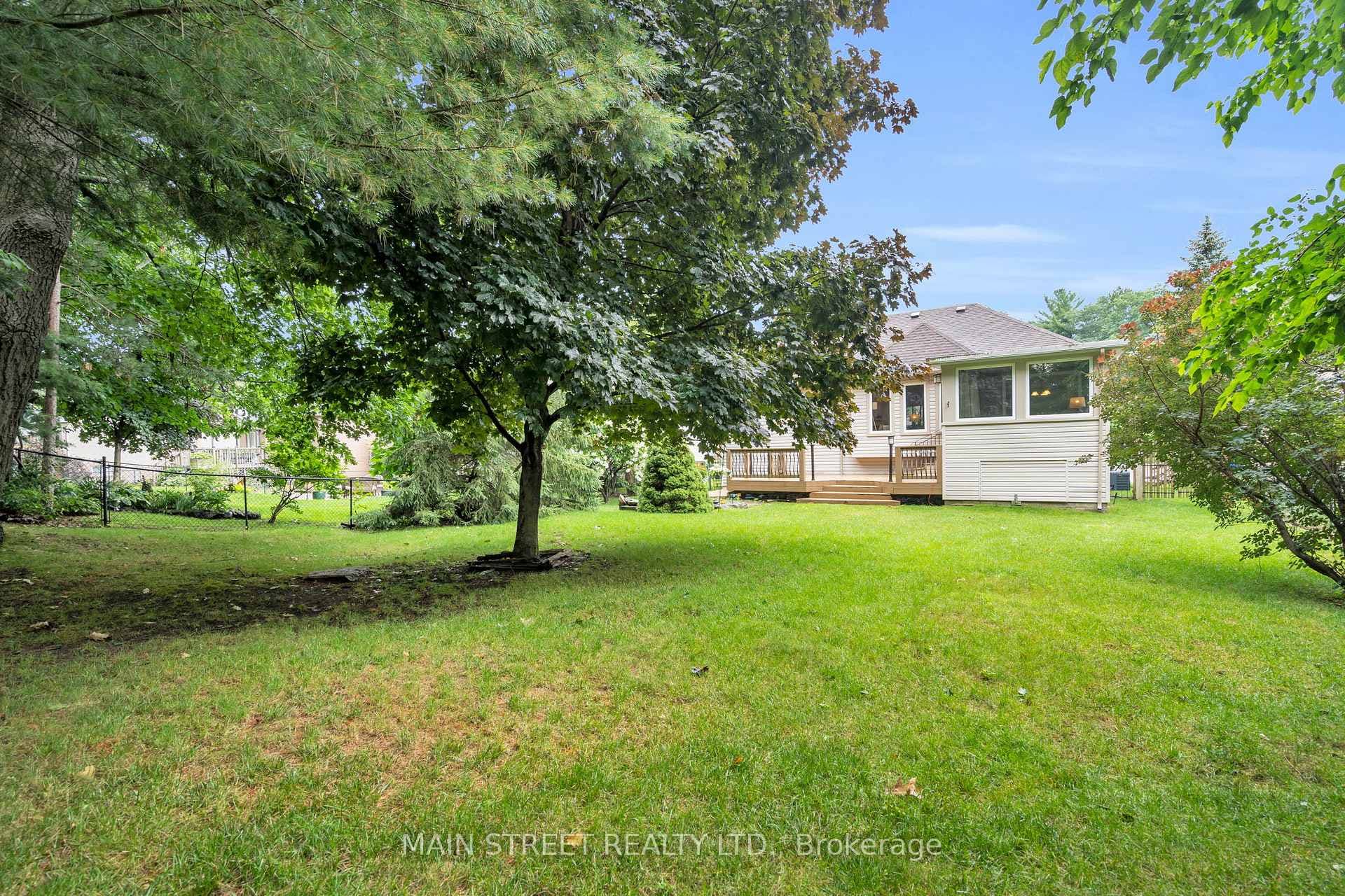 175 Fernbrook Drive photo 25