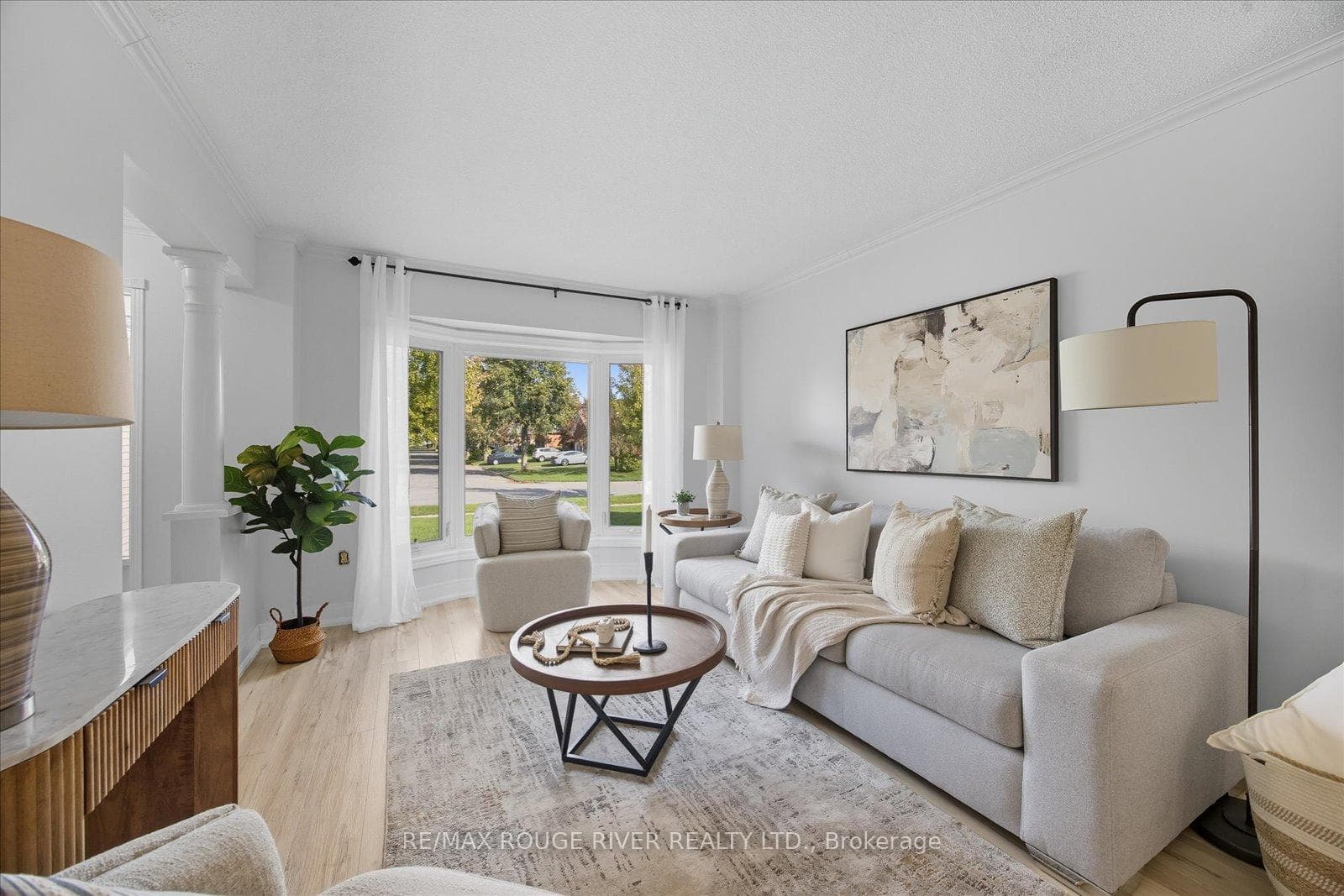 14 Erickson Drive photo 8
