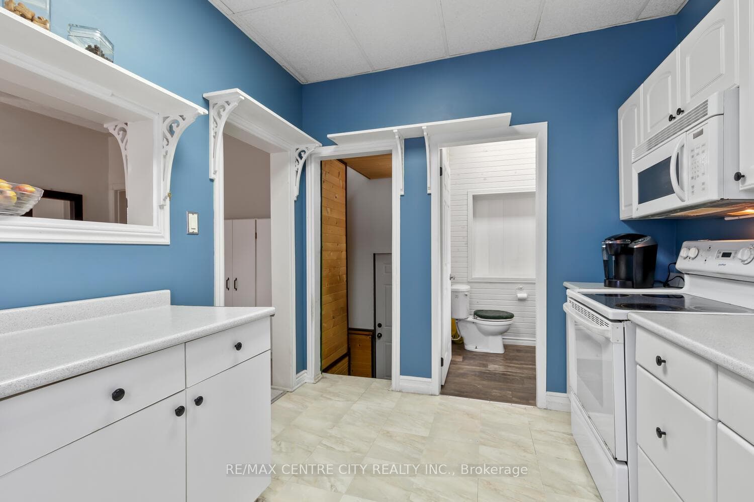 540 Quebec Street photo 13