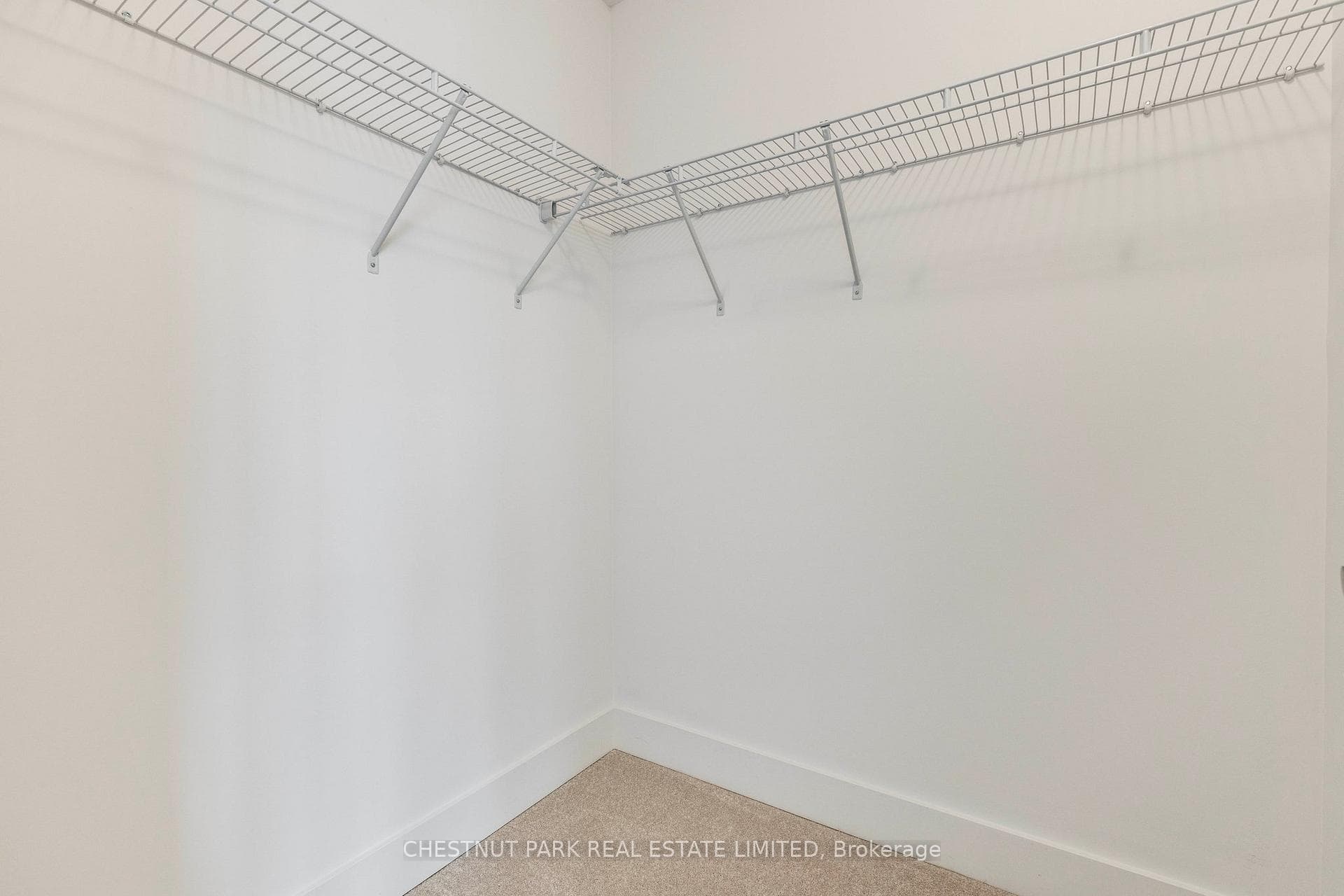 7 Hay Lane photo 21