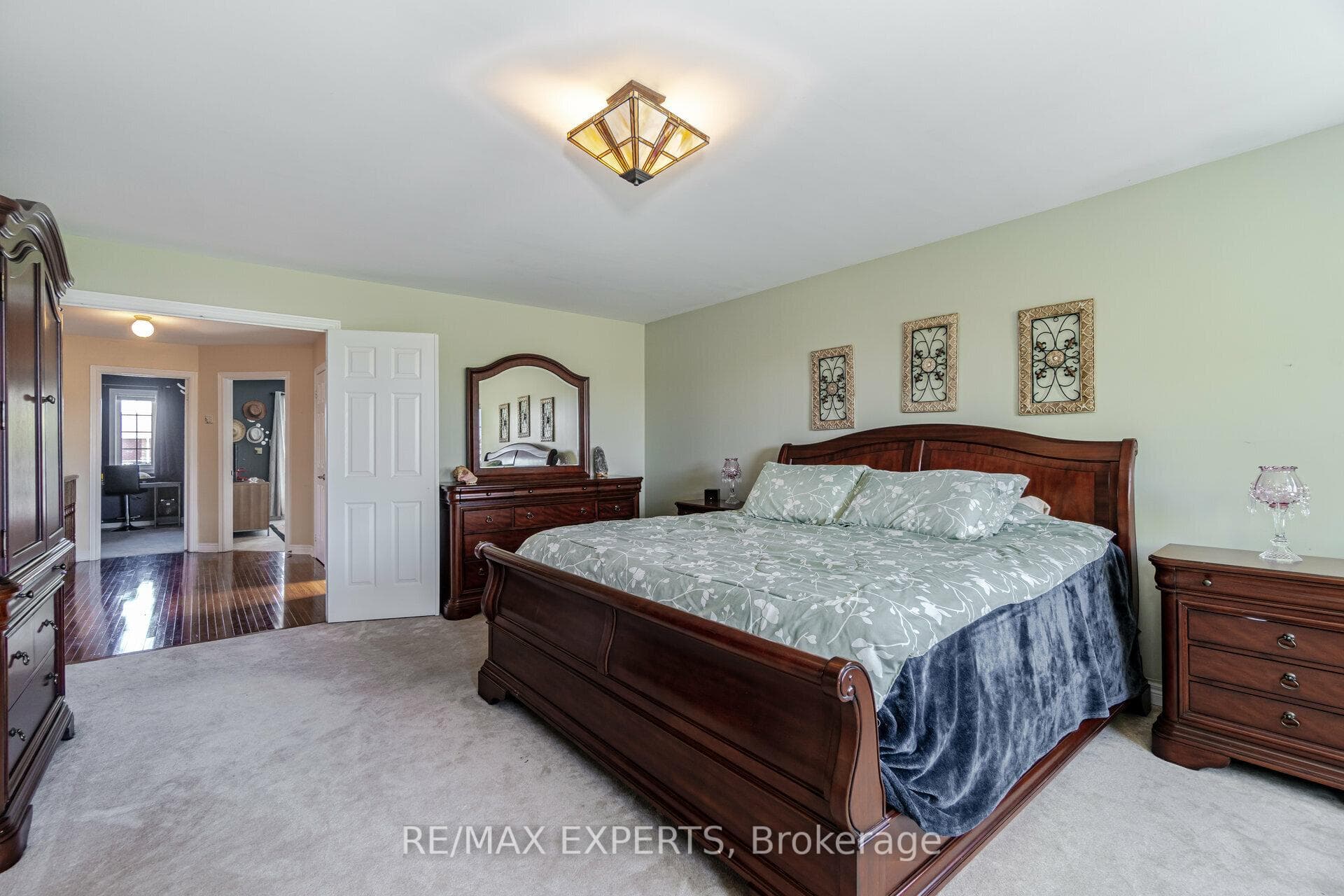 136 Van Scott Drive photo 20
