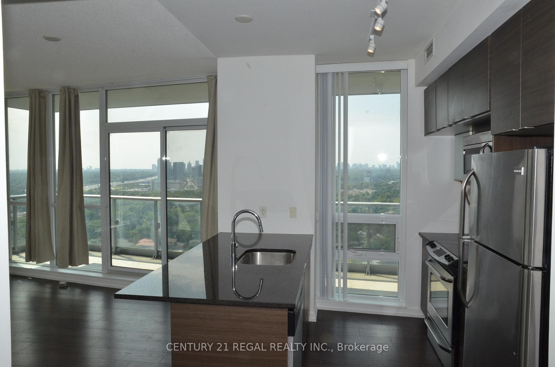62 Forest Manor Road Unit 1409 photo 7