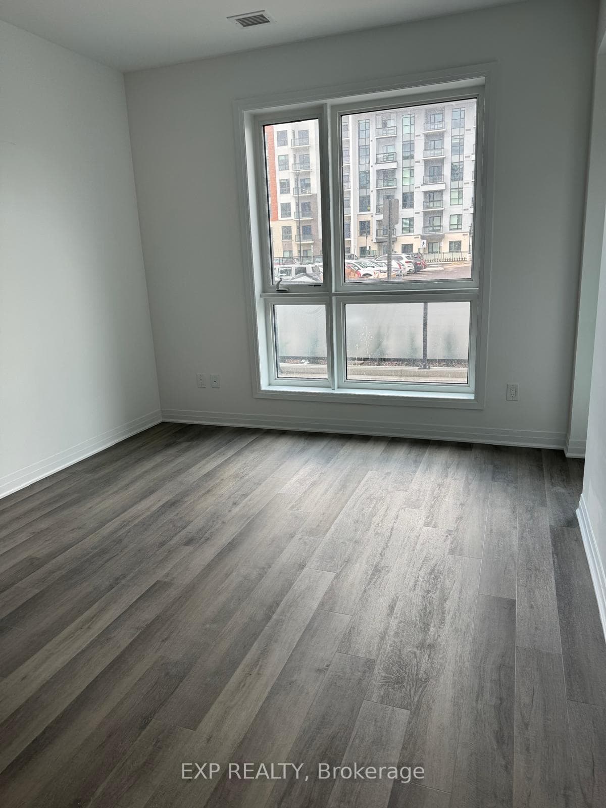 470 Gordon Krantz Avenue Unit 109 photo 11