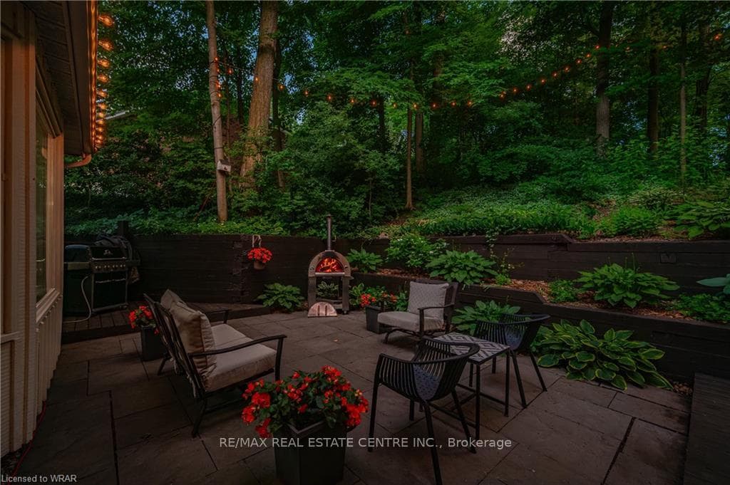 210 Glenforest Road photo 35