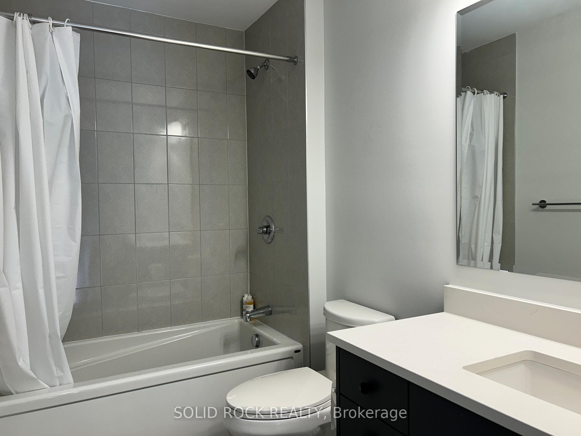 501 Woodlily Private photo 22