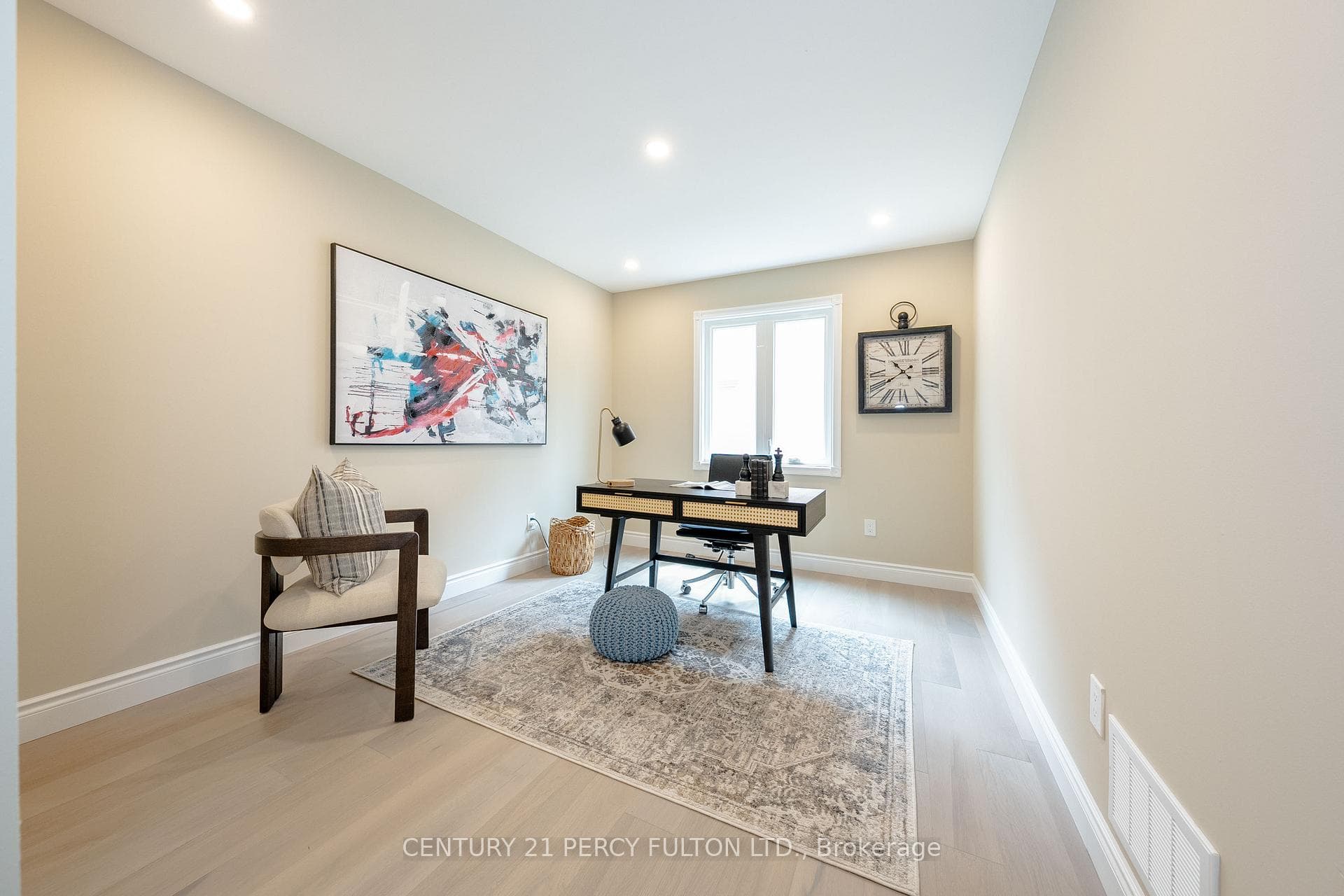 394 East Avenue photo 15