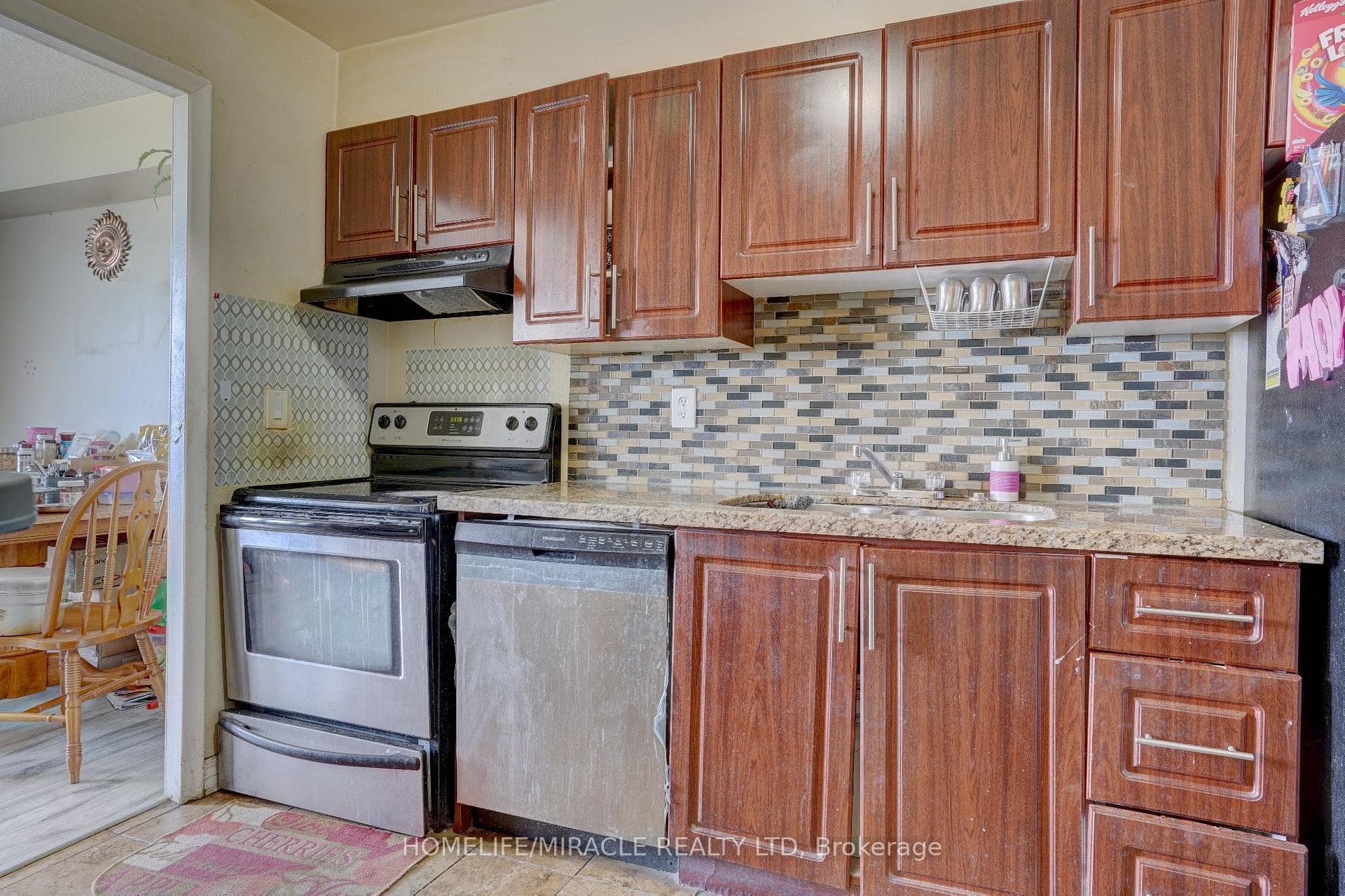 120 Dundalk Drive Unit 1409 photo 11