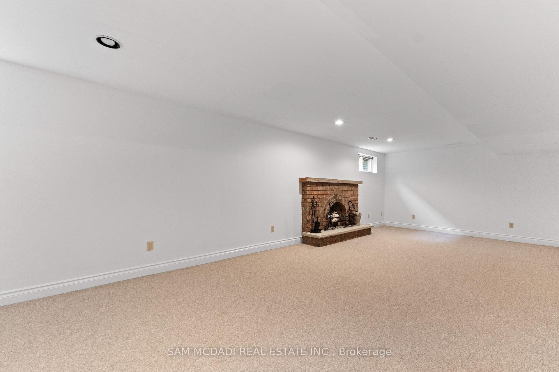 1653 Sherwood Forrest Circle photo 39