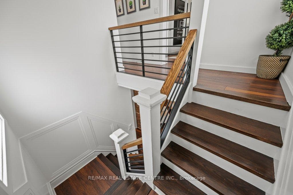 101 Charles Street photo 11