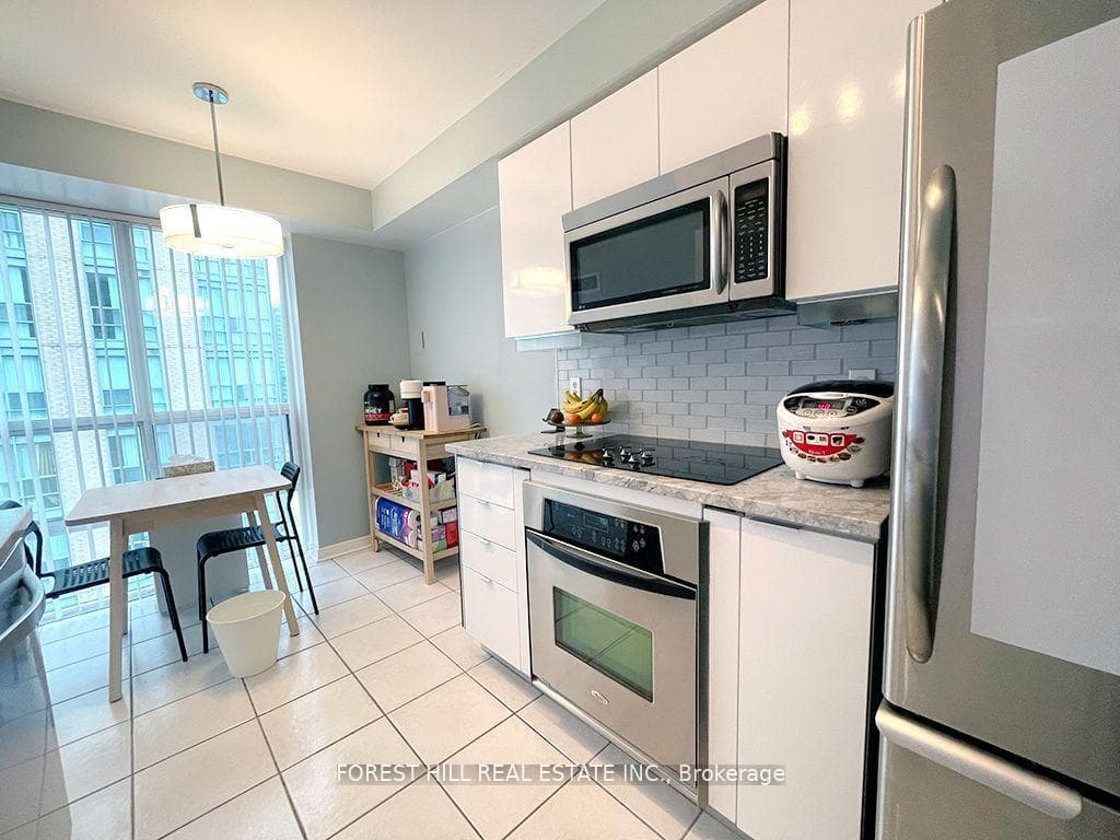 26 Olive Avenue Unit 1907 photo 12
