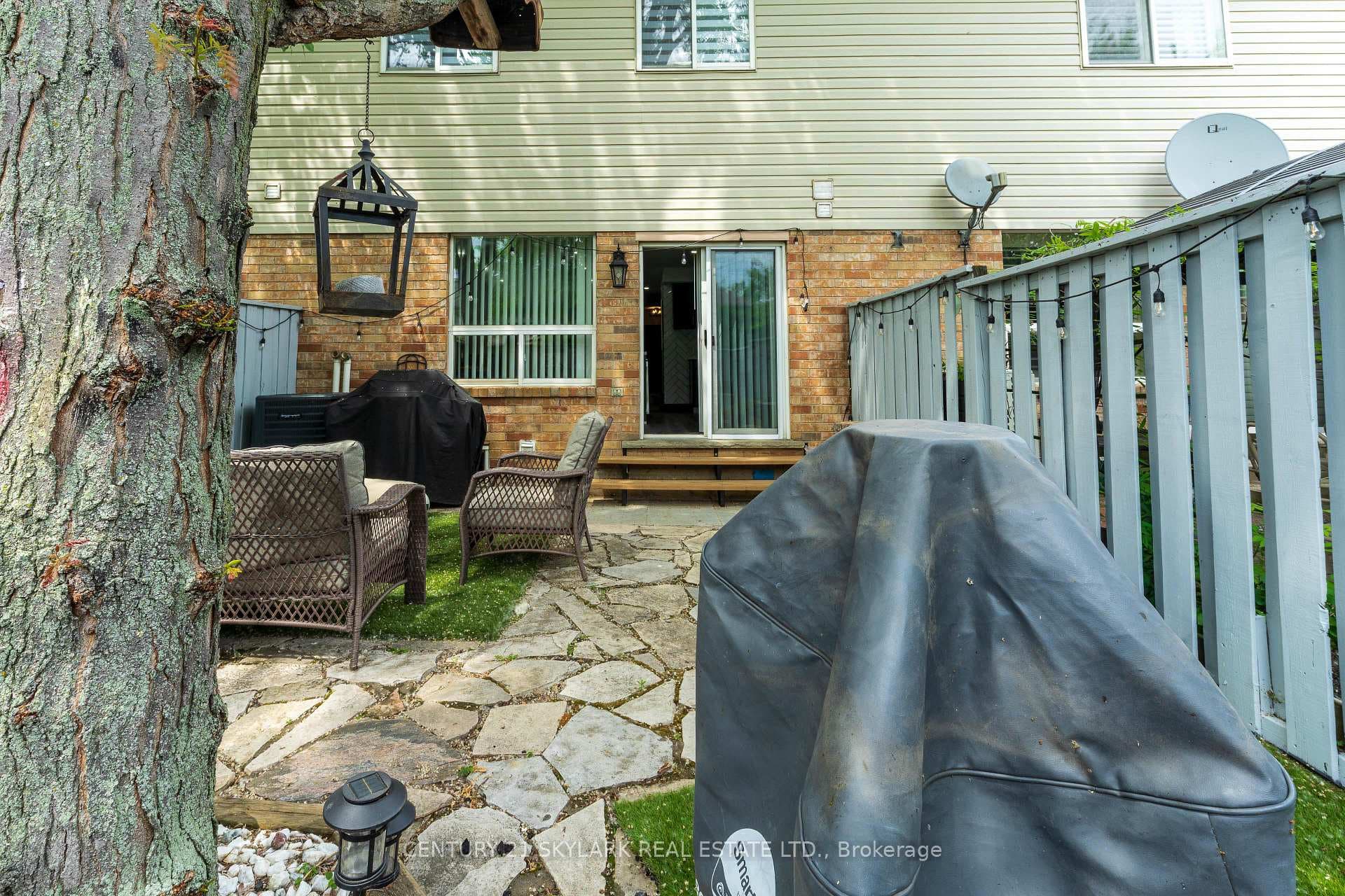 10 Cadham Boulevard Unit 18 photo 40
