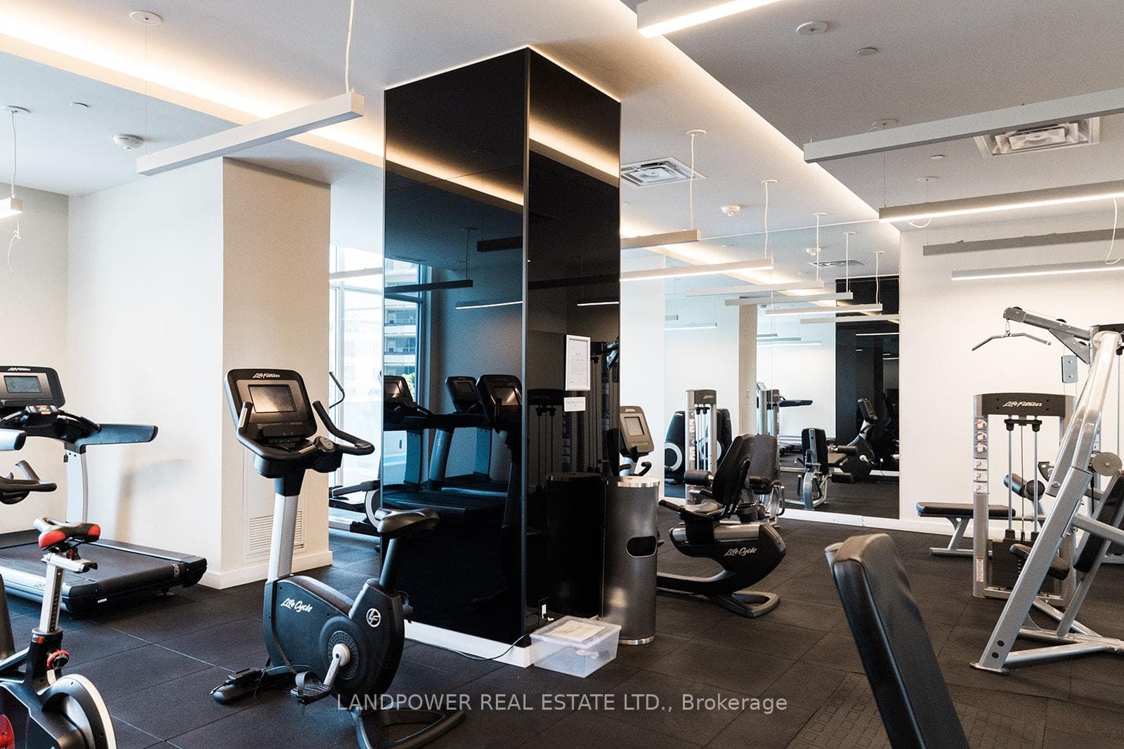 5180 Yonge Street Unit 1102 photo 32