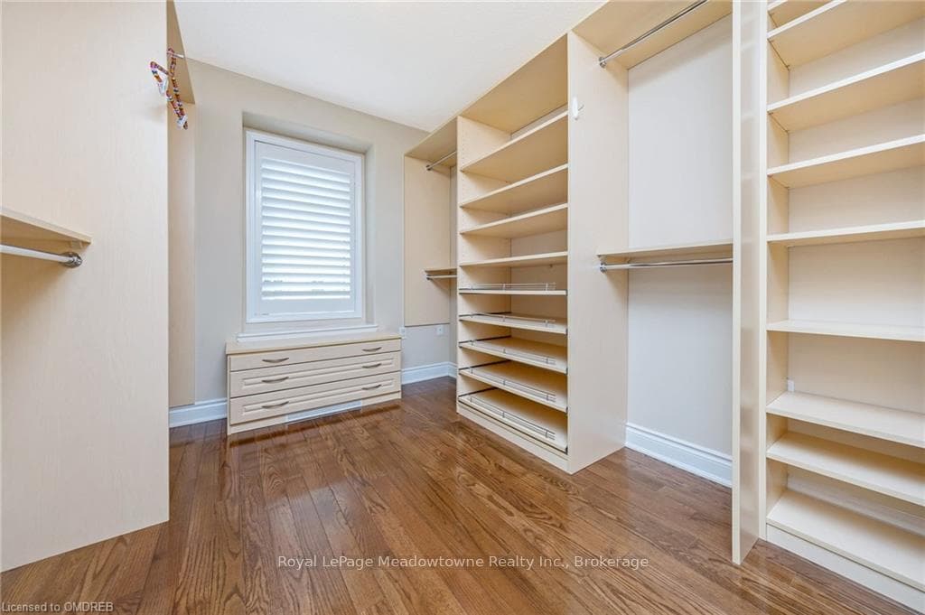 680 HOLLY Avenue photo 29