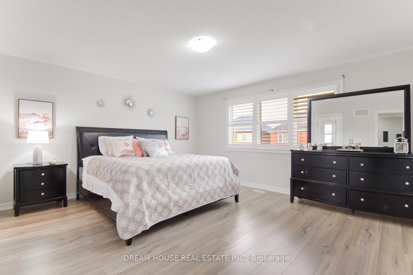 18 Denali Crescent photo 18