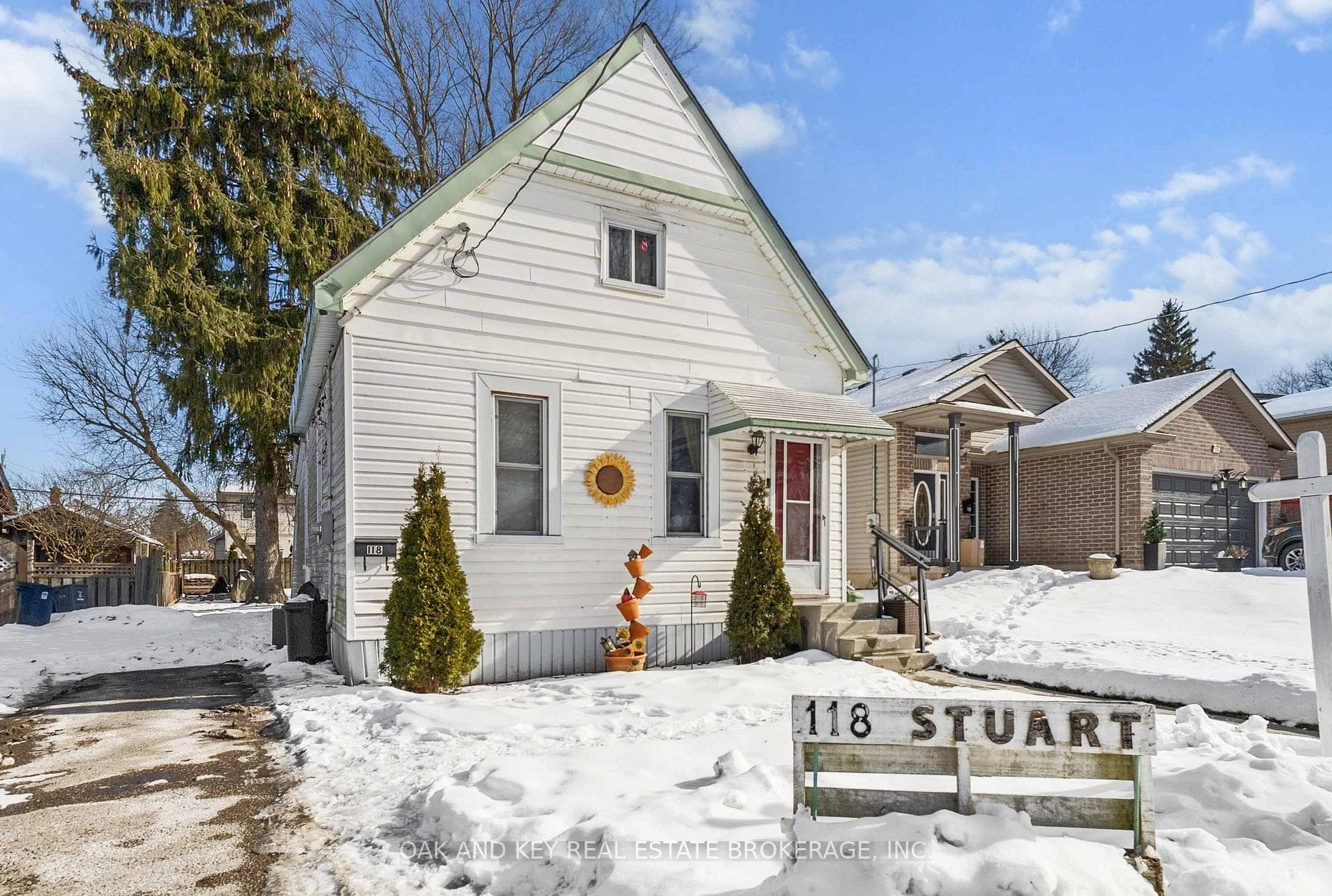 118 Stuart Street photo 1