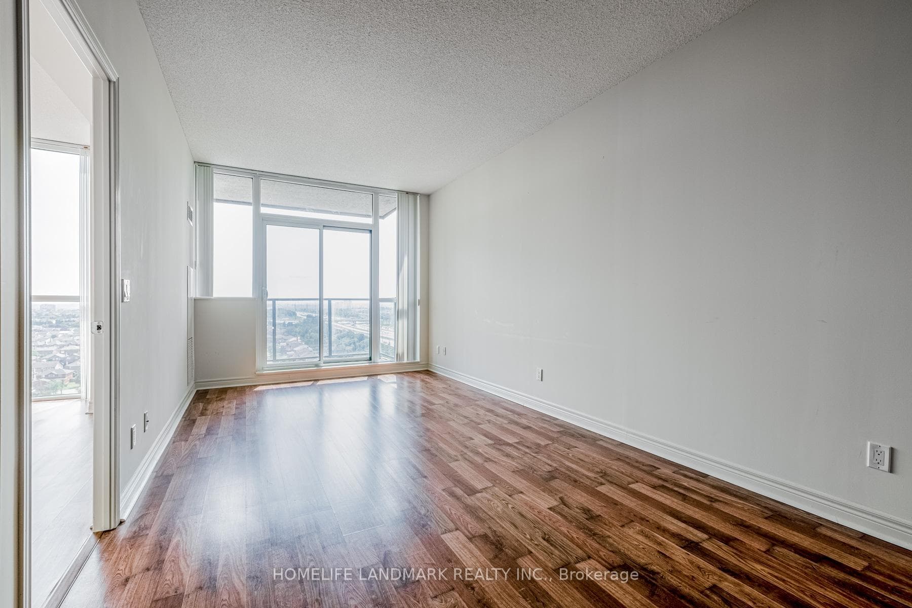 339 RATHBURN Road Unit 1712 photo 9