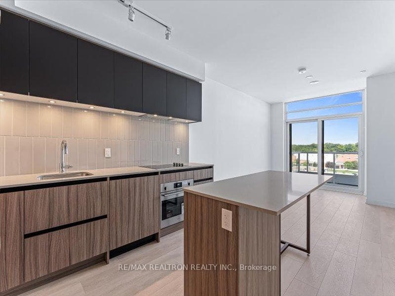 8 Beverley Glen Boulevard Unit C616 photo 11