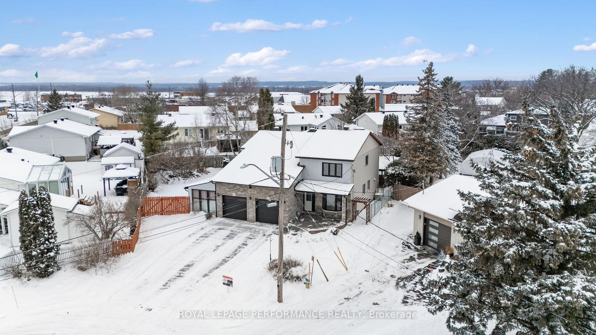 976 Laporte Street photo 2