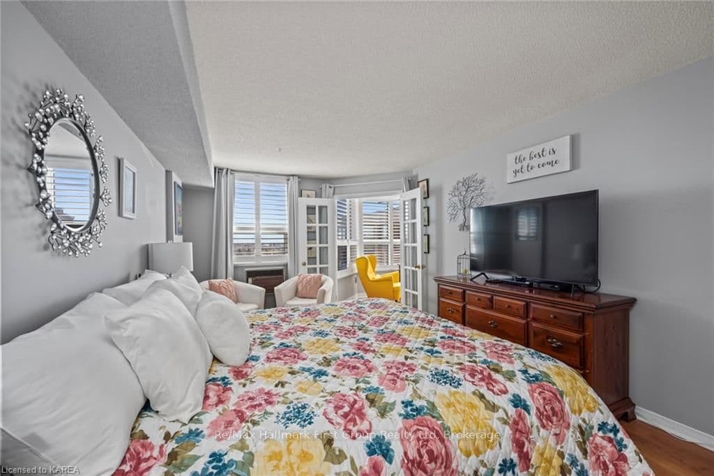 675 DAVIS Drive Unit 710 photo 22
