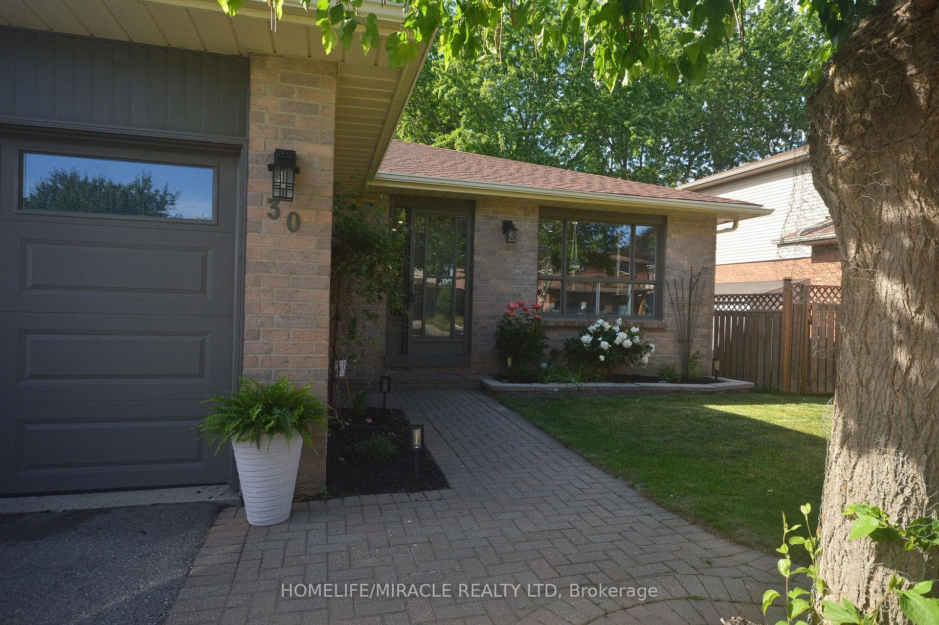 30 Northgate Drive photo 3