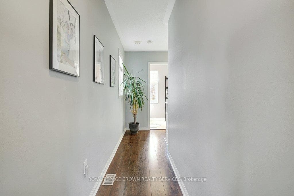 45 Nancroft Crescent photo 16