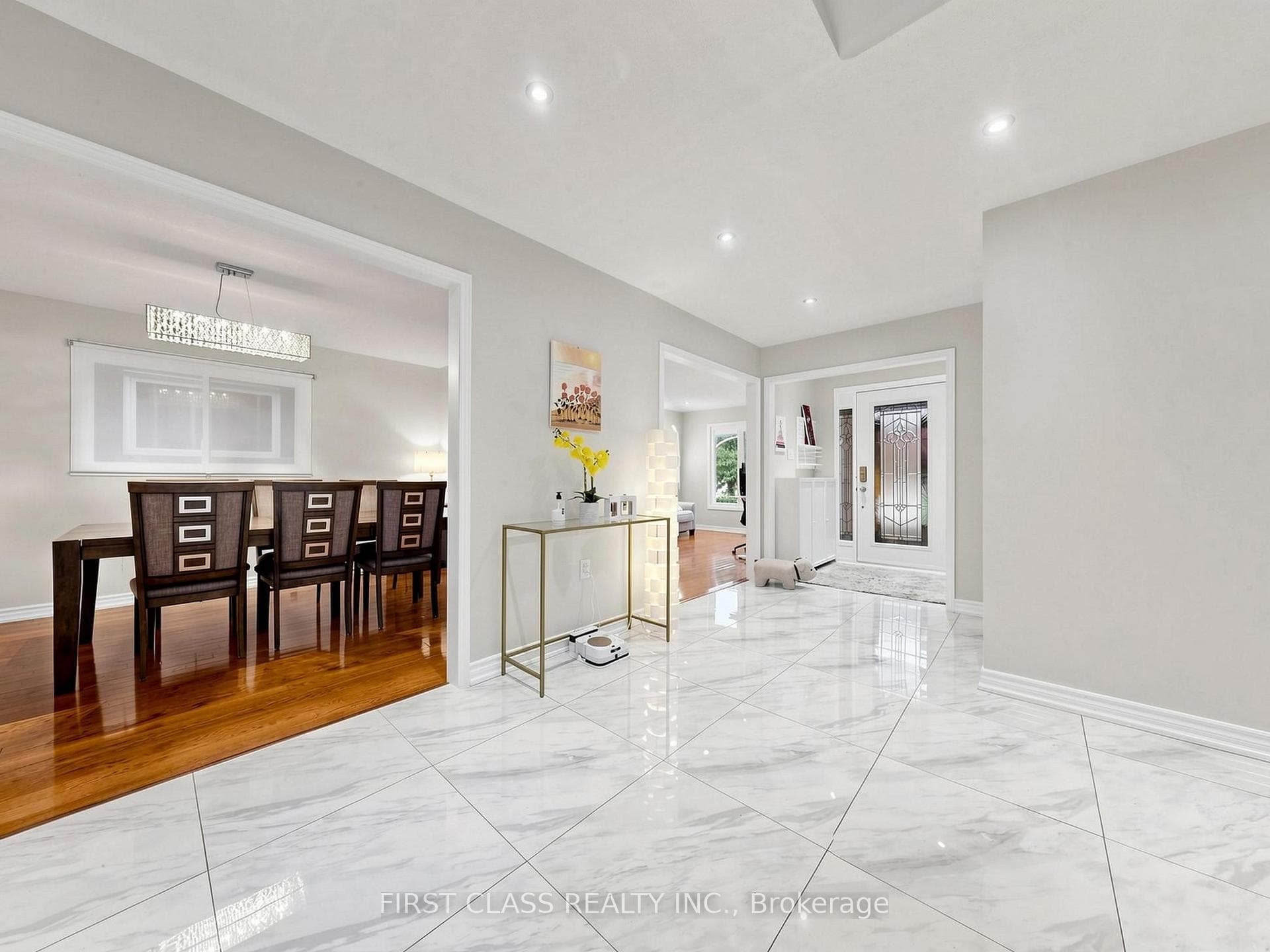 967 White Clover Way photo 12