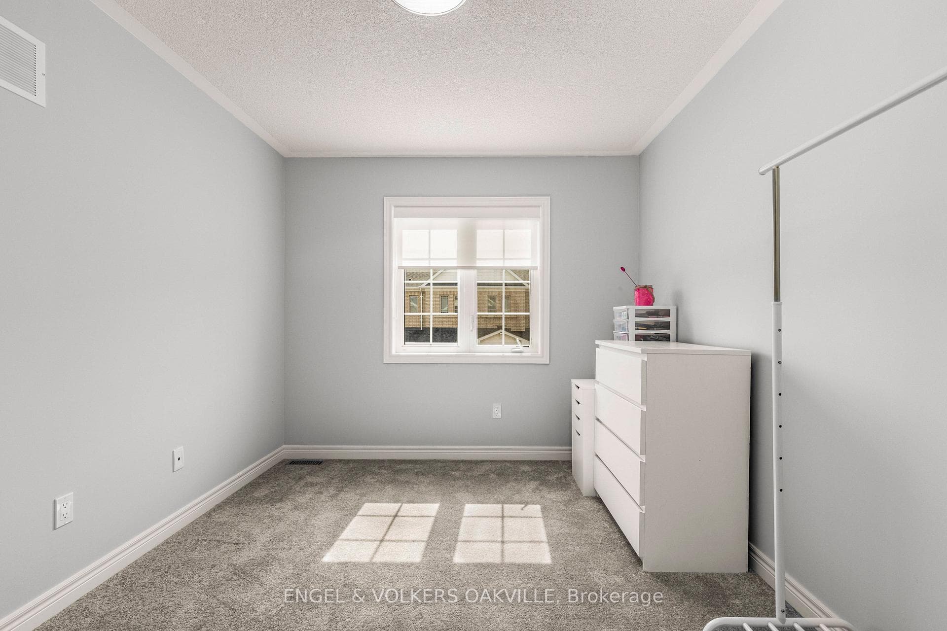 44 Clifford Crescent photo 25