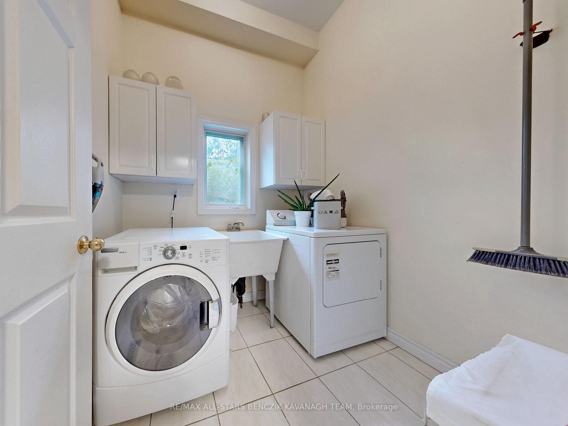 7 Ramona Boulevard photo 15