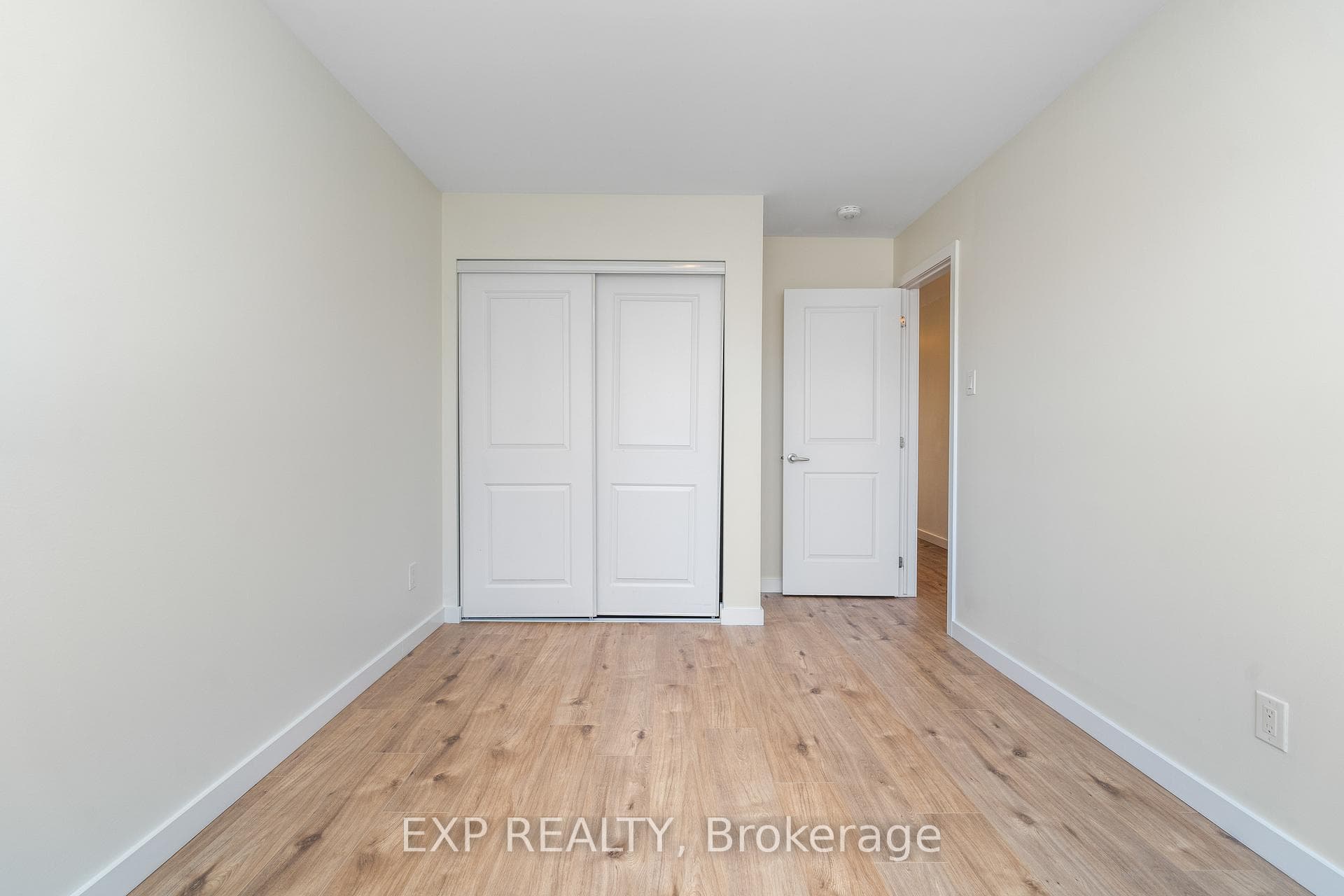 503 Cote Street photo 24