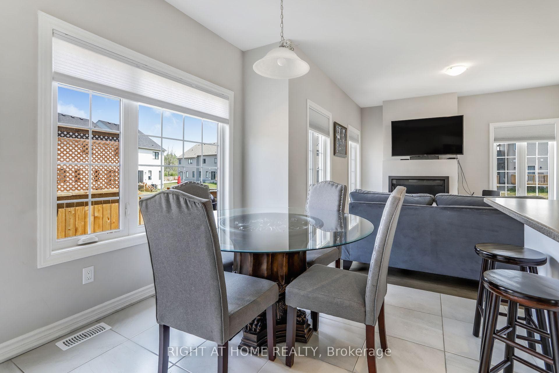 115 Delphi Court Unit 141 photo 10