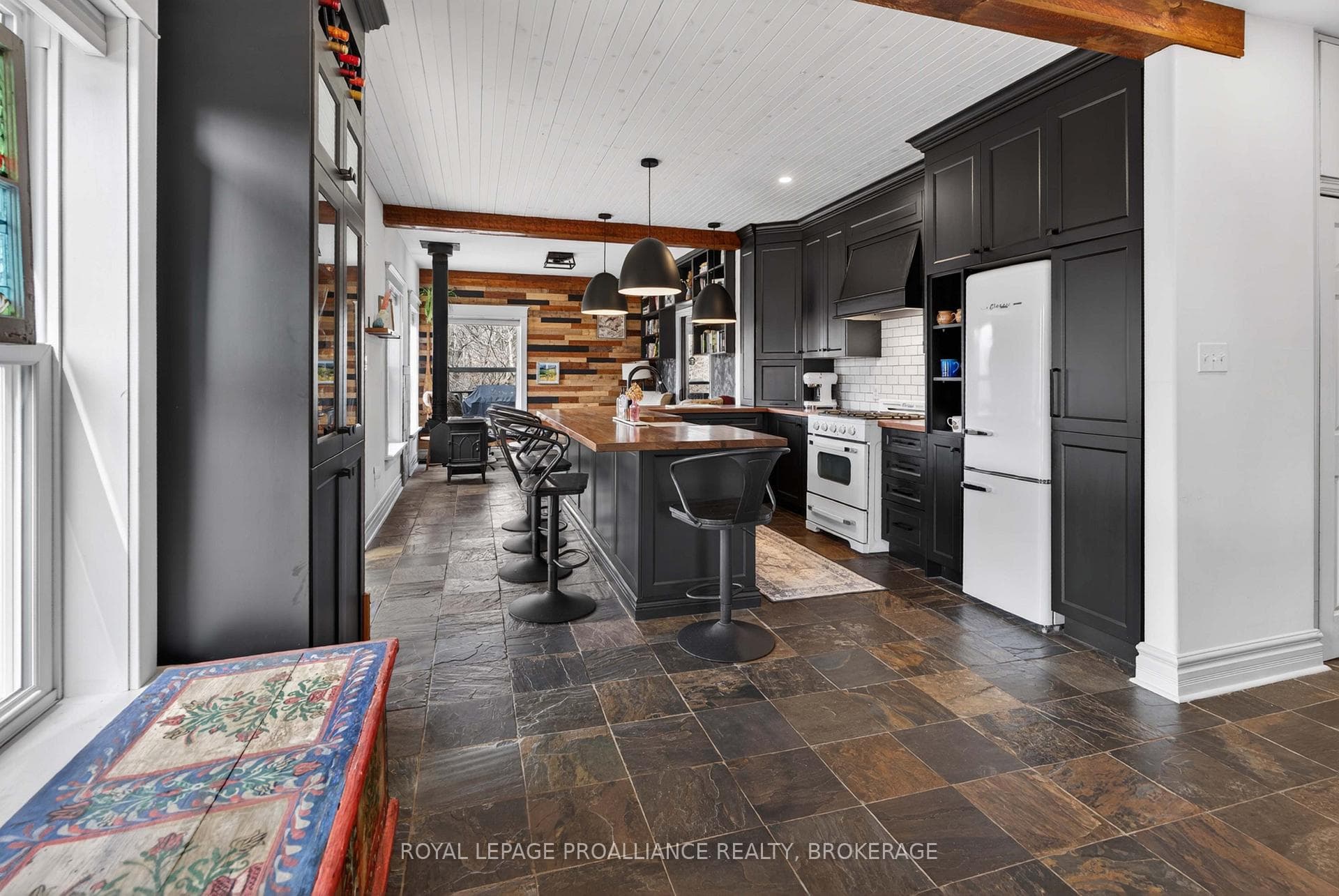 5025 North Shore Road photo 25